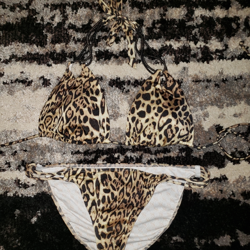 Victoria's Secret bikini